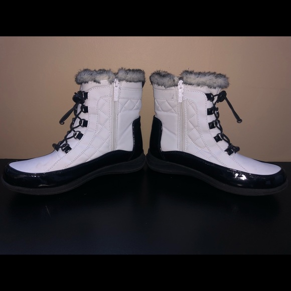 White Snow Boots / white rainboots - Picture 3 of 6